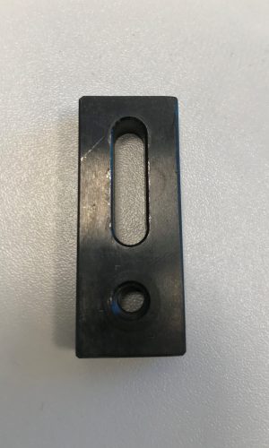 Listwa 50 mm z otworem M6